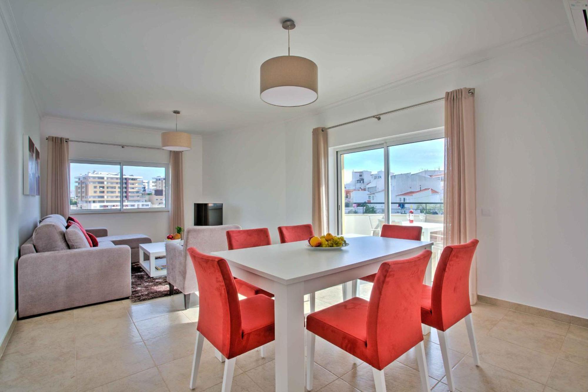 Palm Tree 1 With Pool By Homing * Lagos